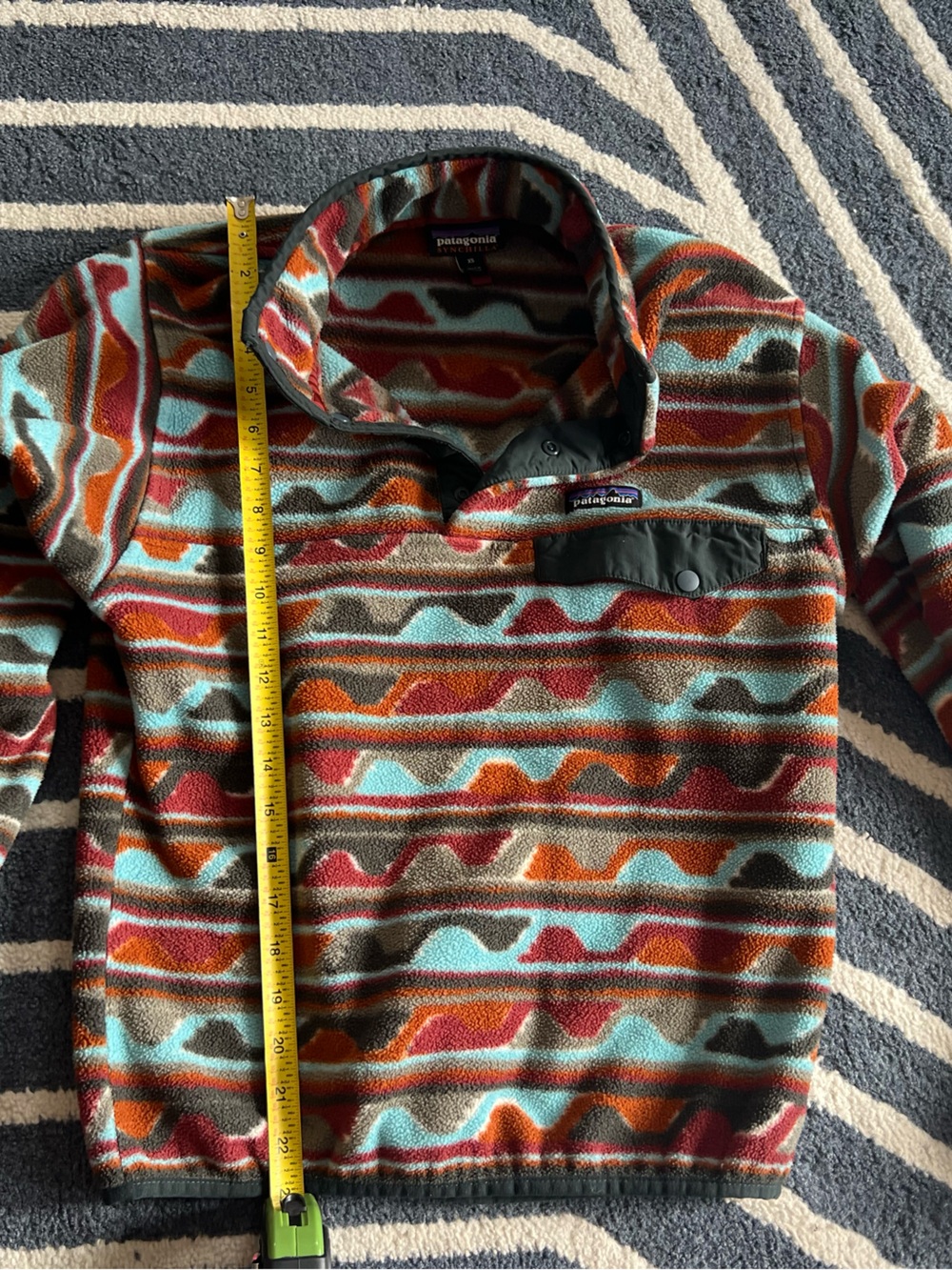 Patagonia Multicolor Wave-Pattern Fleece Pullover — Teal, Rust, Red, Brown